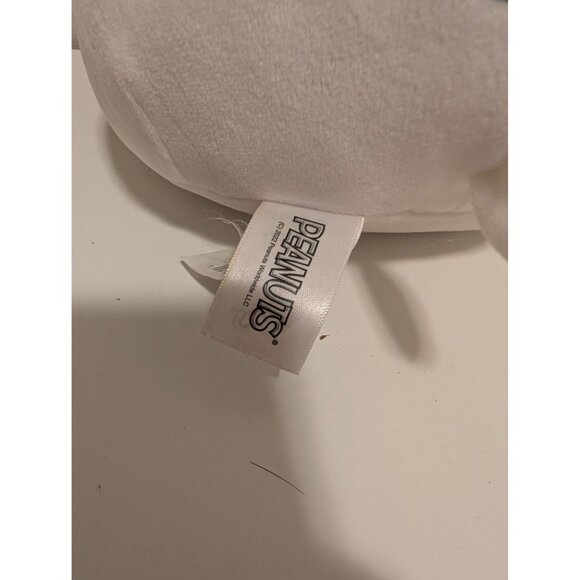 Snoopy Valentines Day Squishmallows Plush Toy With Heart - Picture 4 of 5